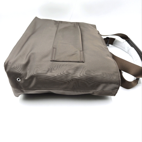 #91 NWT - Tumi Mauren Tote, Mink/Silver - Picture 10 of 15